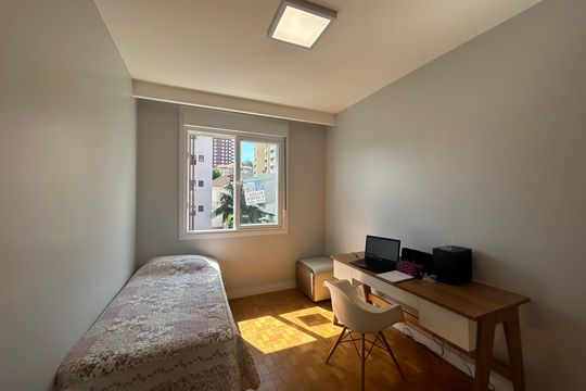 Quarto 1 de apartamento à venda com 2 quartos, 82m² em Centro, Novo Hamburgo