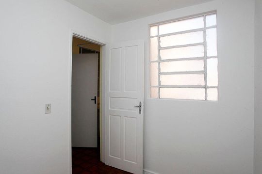 Quarto de Serviço de apartamento à venda com 3 quartos, 84m² em Floresta, Porto Alegre