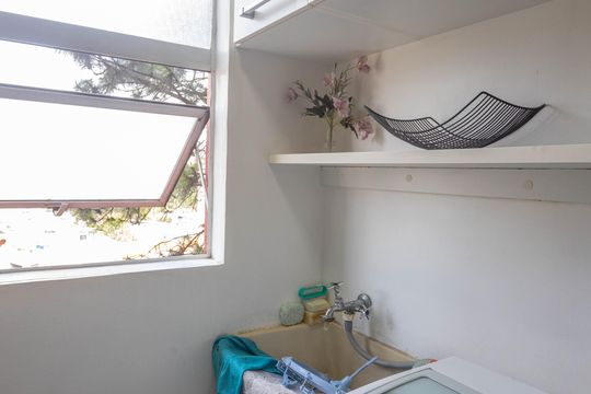 Área de serviço de apartamento para alugar com 2 quartos, 60m² em Jardim Maria Leonor, Diadema