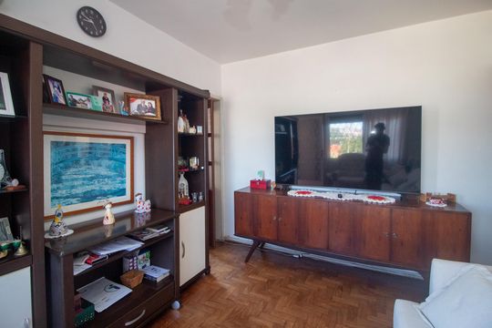 Sala de casa à venda com 3 quartos, 105m² em Santa Tereza, Porto Alegre