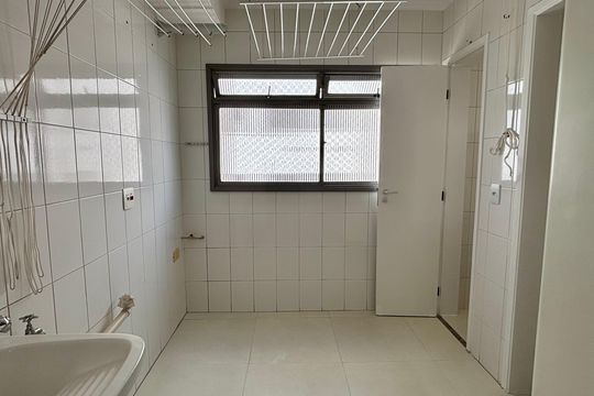 Área de Serviço de apartamento à venda com 4 quartos, 178m² em Parque Imperial, São Paulo