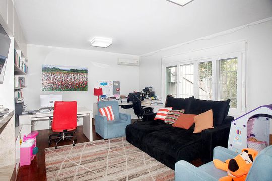 Casa à venda com 3 quartos, 260m² em Petrópolis, Porto Alegre