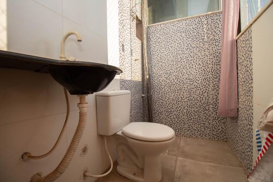Banheiro de Serviço de apartamento para alugar com 2 quartos, 104m² em Taguatinga, Brasília