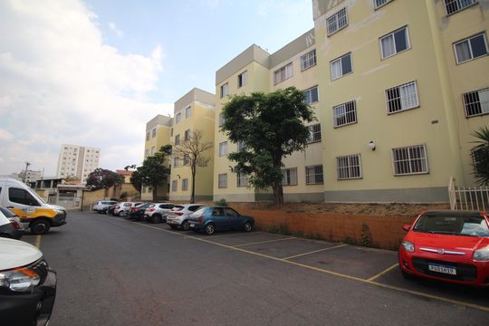 Área comum de apartamento à venda com 3 quartos, 62m² em Santa Helena, Belo Horizonte