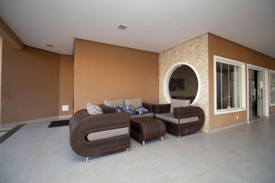 Varanda de casa de condomínio para alugar com 5 quartos, 780m² em Samambaia Sul (Samambaia), Brasília