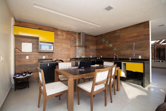 Cozinha 2 de casa de condomínio para alugar com 5 quartos, 780m² em Samambaia Sul (Samambaia), Brasília