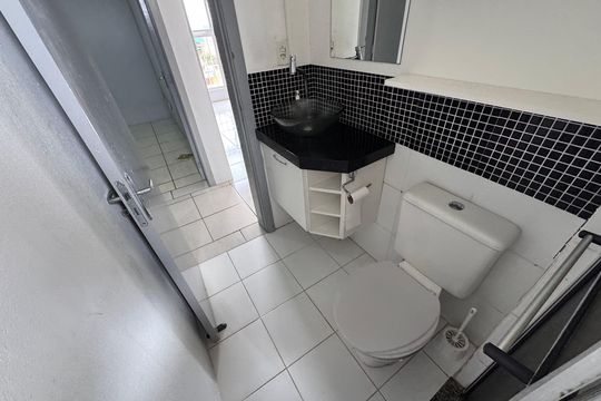 Banheiro de apartamento para alugar com 2 quartos, 55m² em Rio dos Sinos, São Leopoldo