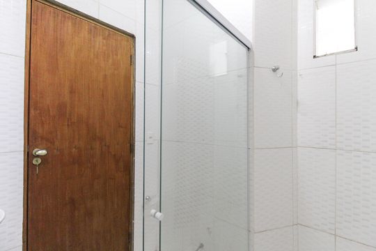 Banheiro da Suíte 2 de casa para alugar com 3 quartos, 105m² em Parque Savoy City, São Paulo