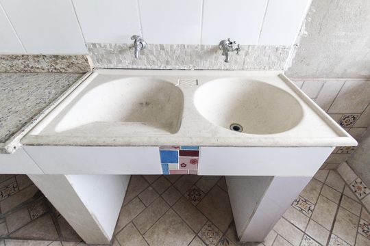 Área de Serviço de casa para alugar com 3 quartos, 105m² em Parque Savoy City, São Paulo