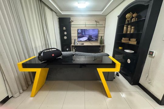 Casa à venda com 4 quartos, 360m² em Planalto, Belo Horizonte