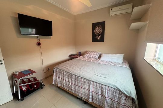 Quarto 2 de casa à venda com 4 quartos, 360m² em Planalto, Belo Horizonte