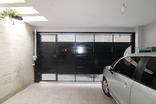 Garagem de casa à venda com 4 quartos, 189m² em Parque Mandaqui, São Paulo