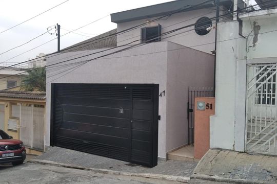 Fachada de casa à venda com 4 quartos, 189m² em Parque Mandaqui, São Paulo