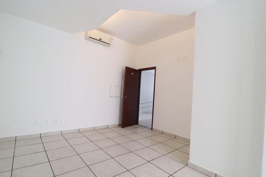Suíte 2 de casa para alugar com 3 quartos, 107m² em Centro, Uberlândia