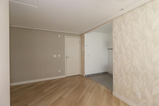 Sala de apartamento à venda com 2 quartos, 50m² em Vila Homero Thon, Santo André