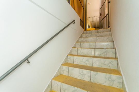 Escada Acesso Casa 2 de casa à venda com 7 quartos, 400m² em Vila do Castelo, São Paulo