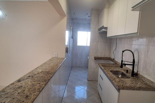 Cozinha de apartamento para alugar com 3 quartos, 65m² em Vila Curuçá, Santo André