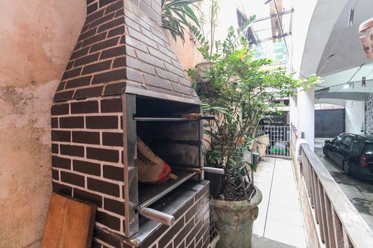 Churrasqueira de casa para alugar com 3 quartos, 104m² em Parque Savoi City, São Paulo