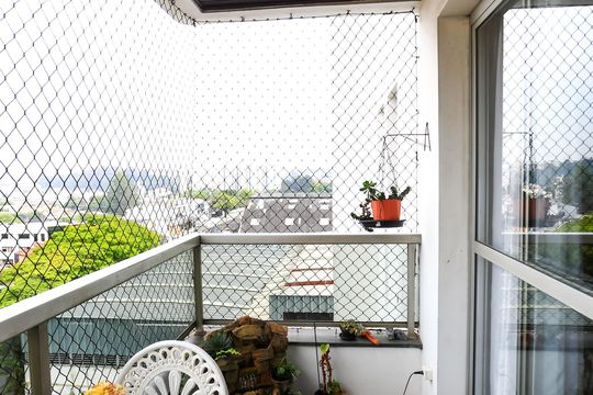Varanda de apartamento para alugar com 3 quartos, 176m² em Jardim Londrina, São Paulo
