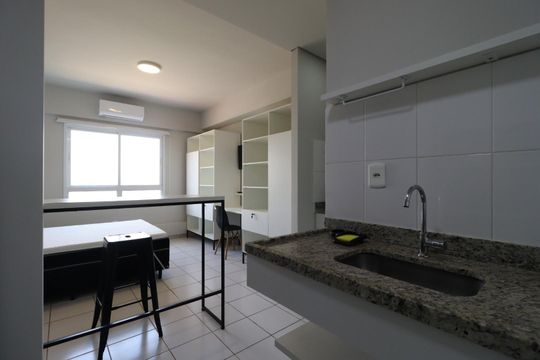 Cozinha de kitnet/studio para alugar com 1 quarto, 22m² em Iguatemi, Ribeirão Preto