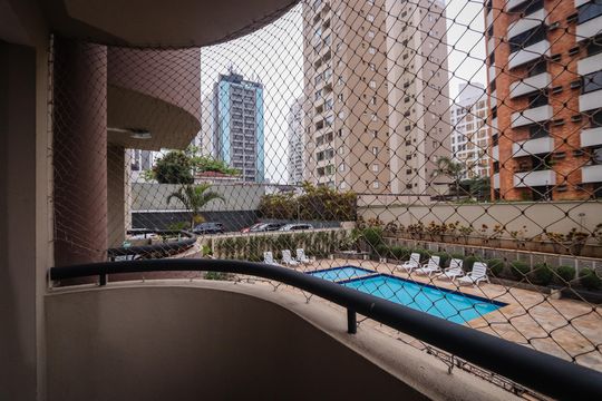 Varanda de apartamento para alugar com 3 quartos, 76m² em Vila Progredior, São Paulo