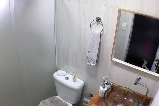 Banheiro de apartamento à venda com 3 quartos, 69m² em Centro, Guarulhos