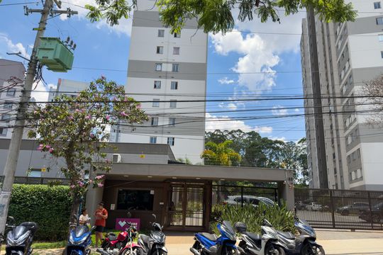 Fachada de apartamento à venda com 2 quartos, 38m² em Sacoma, São Paulo