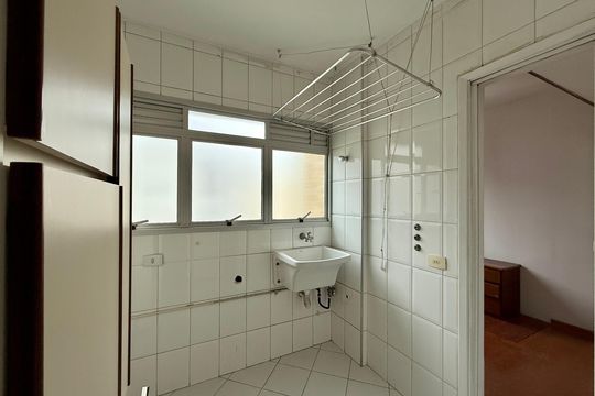 Área de Serviço de apartamento à venda com 3 quartos, 106m² em Itaim Bibi, São Paulo
