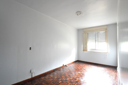 Sala de apartamento à venda com 2 quartos, 58m² em Jardim Itu, Porto Alegre