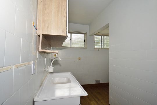 Cozinha de apartamento à venda com 2 quartos, 58m² em Jardim Itu, Porto Alegre
