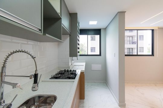Cozinha de apartamento à venda com 2 quartos, 37m² em Vila Mira, São Paulo
