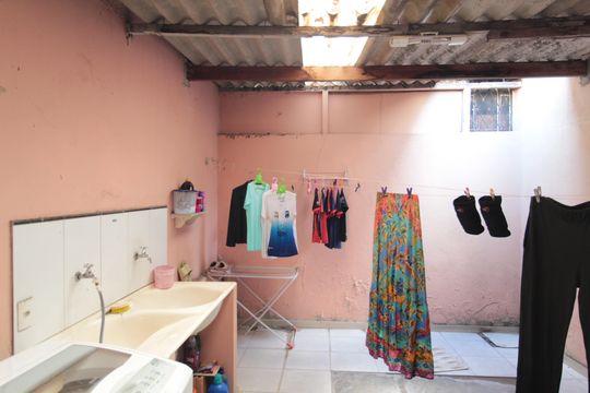 Área de Serviço de casa à venda com 3 quartos, 375m² em Santa Amelia, Belo Horizonte