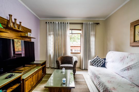 Casa à venda com 3 quartos, 220m² em Jardim Ana Maria, Santo André