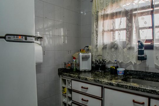 Cozinha de casa à venda com 3 quartos, 220m² em Jardim Ana Maria, Santo André