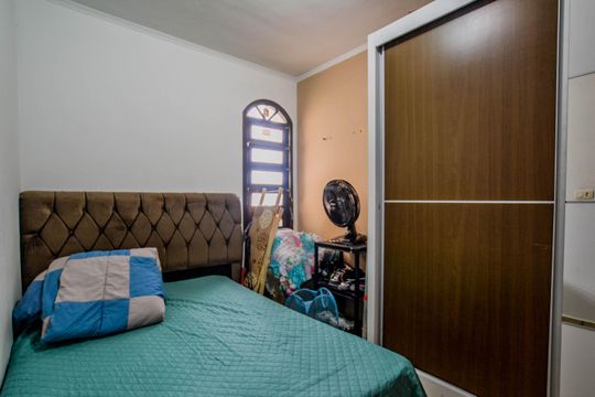 Quarto 1 de casa à venda com 3 quartos, 220m² em Jardim Ana Maria, Santo André