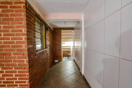 Quintal de casa à venda com 3 quartos, 220m² em Jardim Ana Maria, Santo André