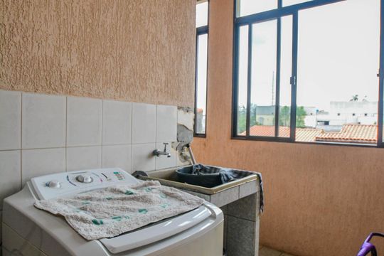 Área de Serviço de casa à venda com 3 quartos, 220m² em Jardim Ana Maria, Santo André