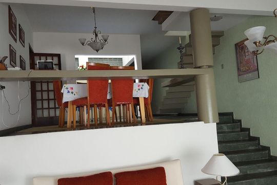 Casa à venda com 4 quartos, 287m² em Jardim Textil, São Paulo
