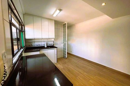 Apartamento à venda com 2 quartos, 157m² em Vila Alzira, Santo André
