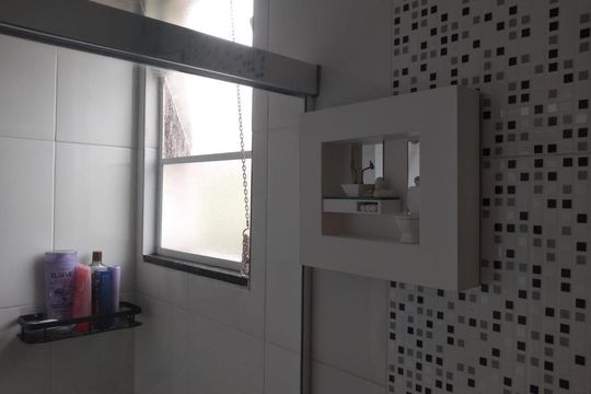 Casa à venda com 2 quartos, 85m² em Vila Carrão, São Paulo