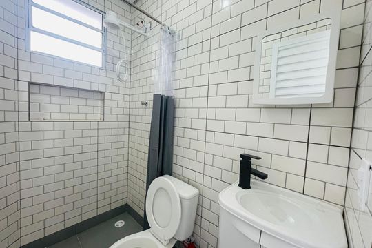 Banheiro de apartamento para alugar com 1 quarto, 22m² em Vila Operária, Guarulhos