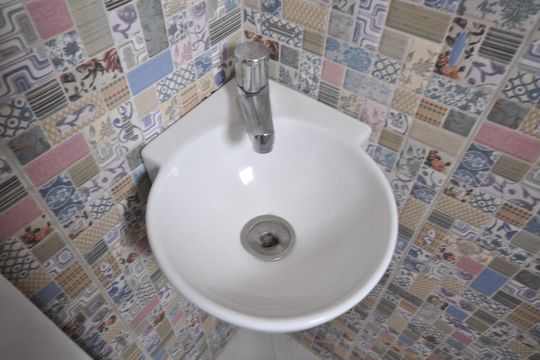 Banheiro de serviço de apartamento para alugar com 2 quartos, 67m² em Vila Constança, São Paulo