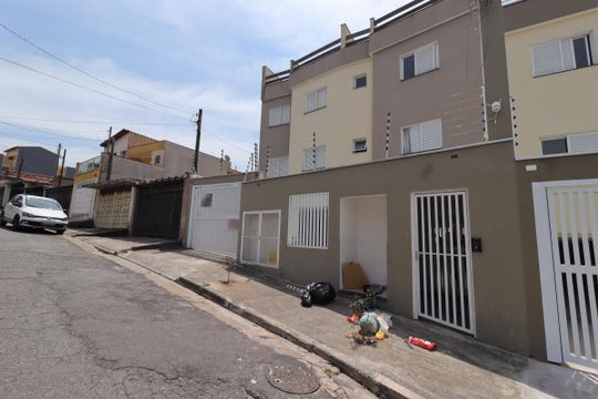 Fachada de apartamento à venda com 2 quartos, 42m² em Parque Oratório, Santo André