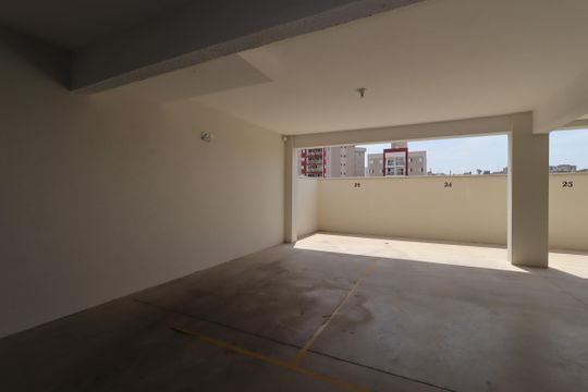 Garagem de apartamento à venda com 2 quartos, 42m² em Parque Oratório, Santo André