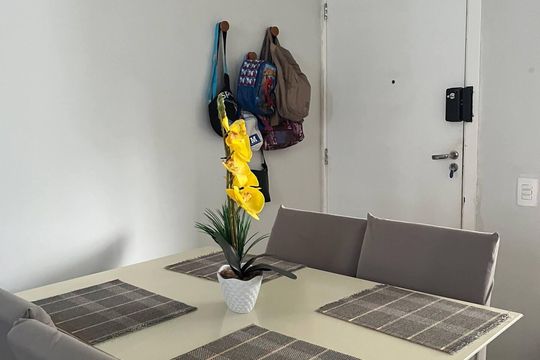 Sala de apartamento para alugar com 2 quartos, 45m² em Recreio dos Bandeirantes, Rio de Janeiro