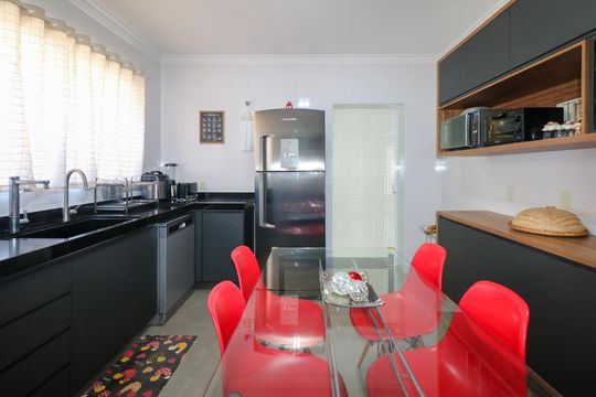 Cozinha de casa à venda com 4 quartos, 295m² em Jardim Sao Caetano, São Caetano do Sul