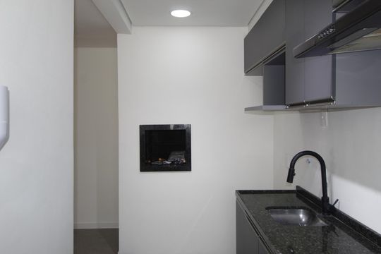 Cozinha de apartamento à venda com 2 quartos, 39m² em Sarandi, Porto Alegre