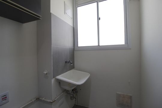 Área de Serviço de apartamento à venda com 2 quartos, 39m² em Sarandi, Porto Alegre