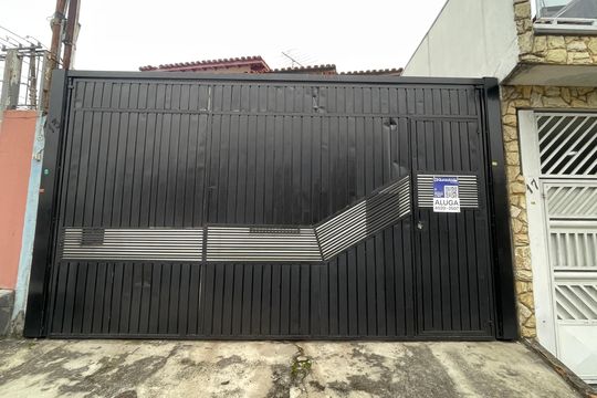 Fachada de casa para alugar com 2 quartos, 80m² em Jardim Nossa Senhora do Carmo, São Paulo