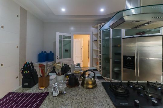 Cozinha de casa para alugar com 5 quartos, 1004m² em Conjunto Alvorada, Poá